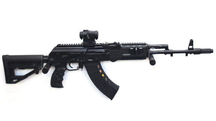 印度ak203,印度十年磨一枪