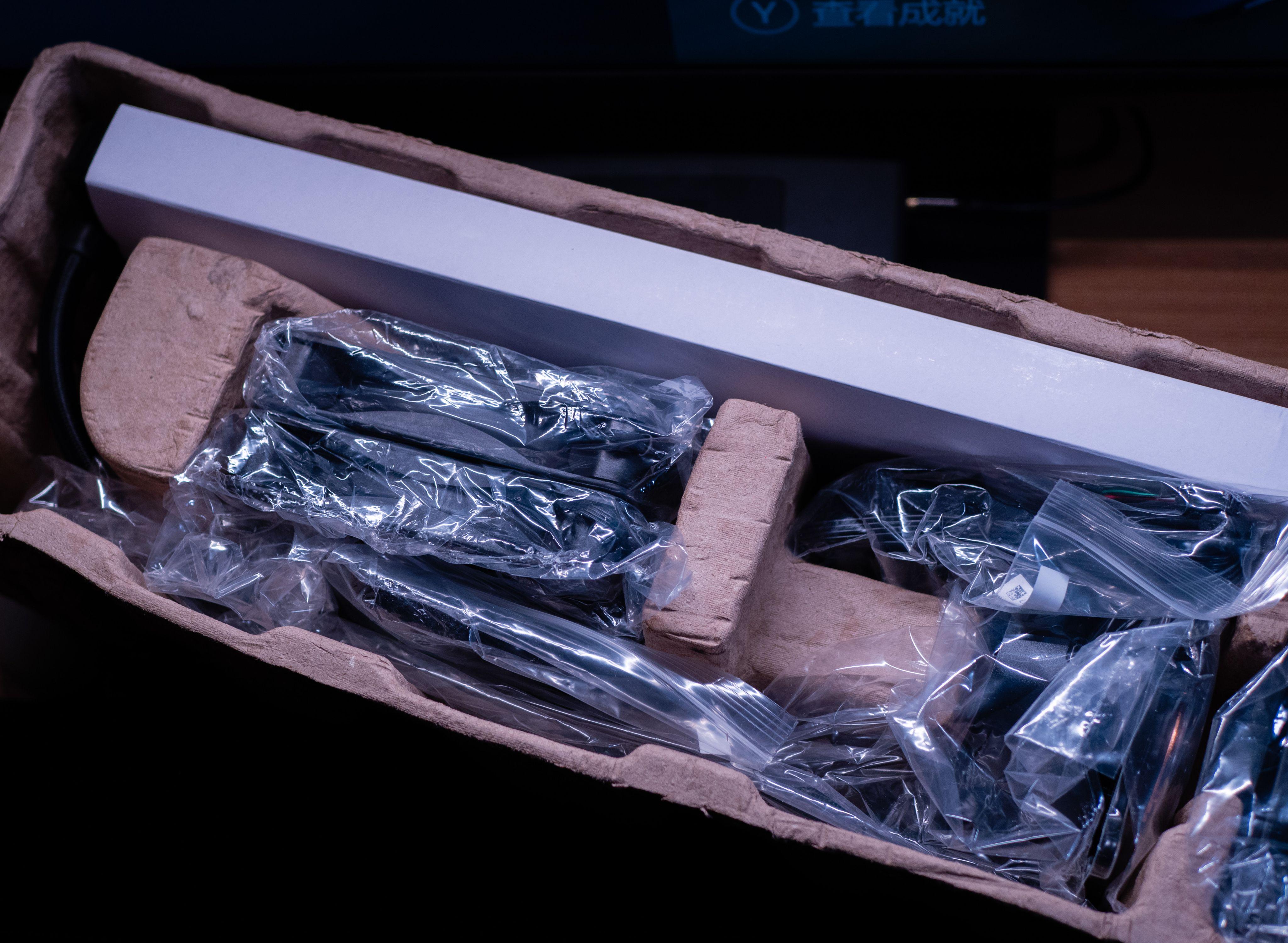 带有屏幕的水冷散热器,一体水冷散热器扫盲