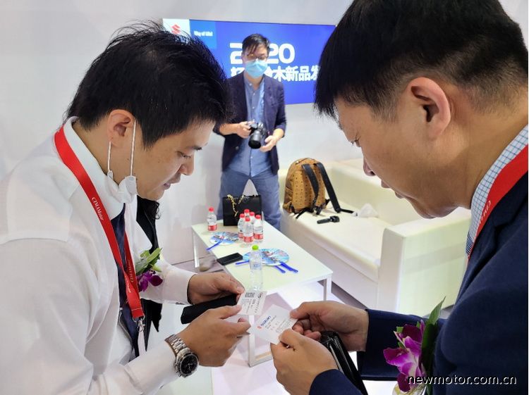 铃木百年踏板摩托车,铃木百年纪念版