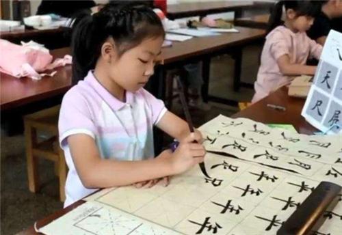 庞中华钢笔书法第一人,庞中华硬笔书法全讲