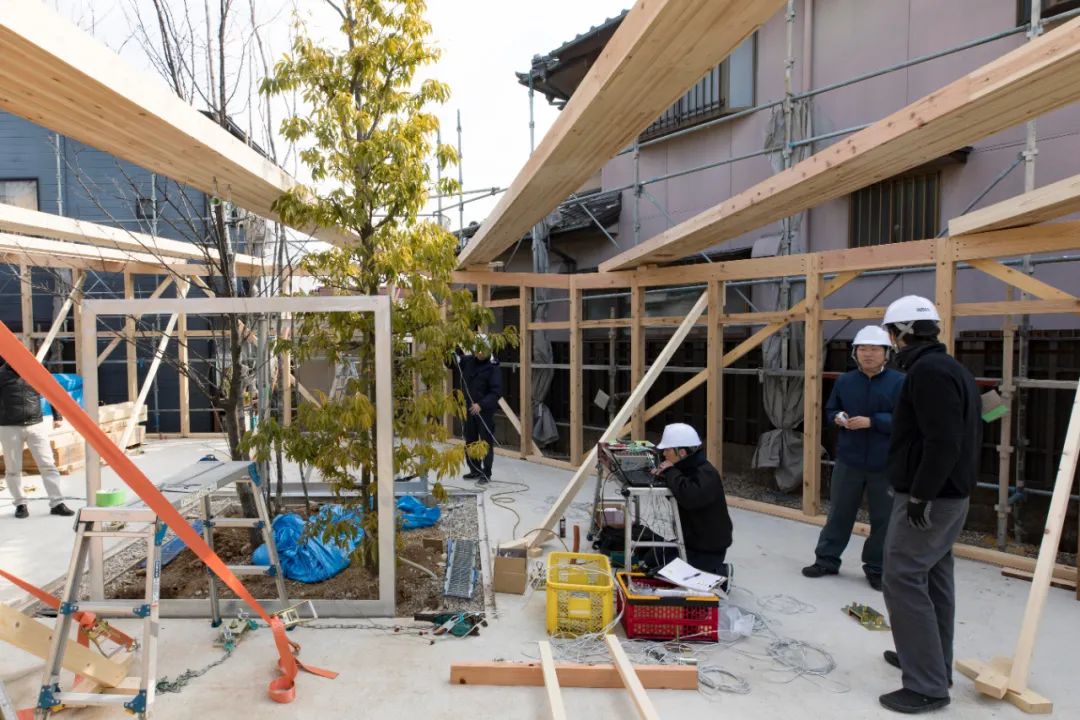 建筑的设计感探索,开放性的露台式建筑