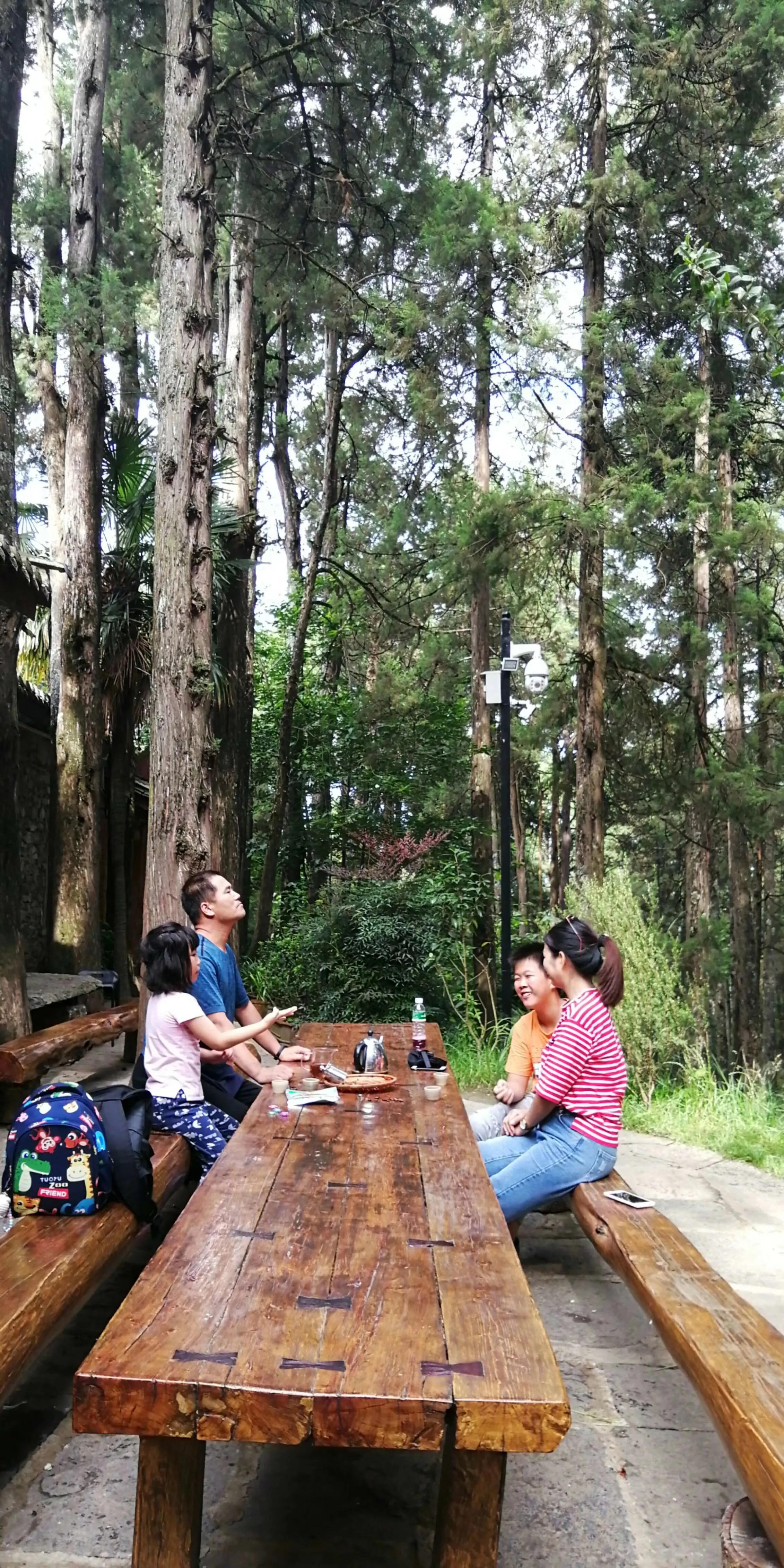 一家三口的田园生活,一家三口在大理的田园边租房15年