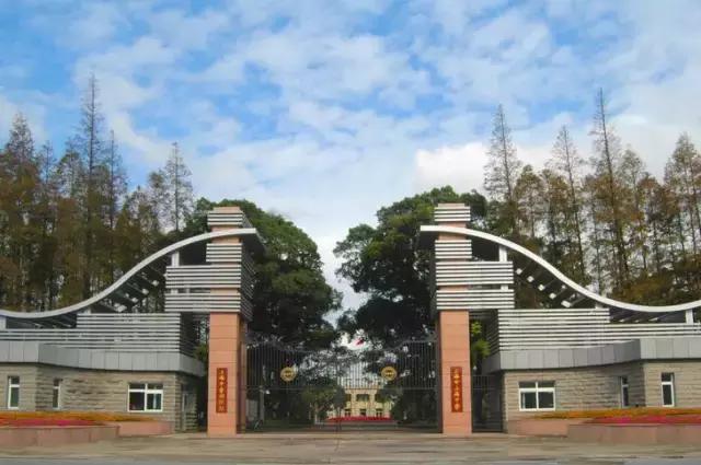 揭秘那些站在上海学霸界巅峰的高中！以后就让孩子上这些学校！