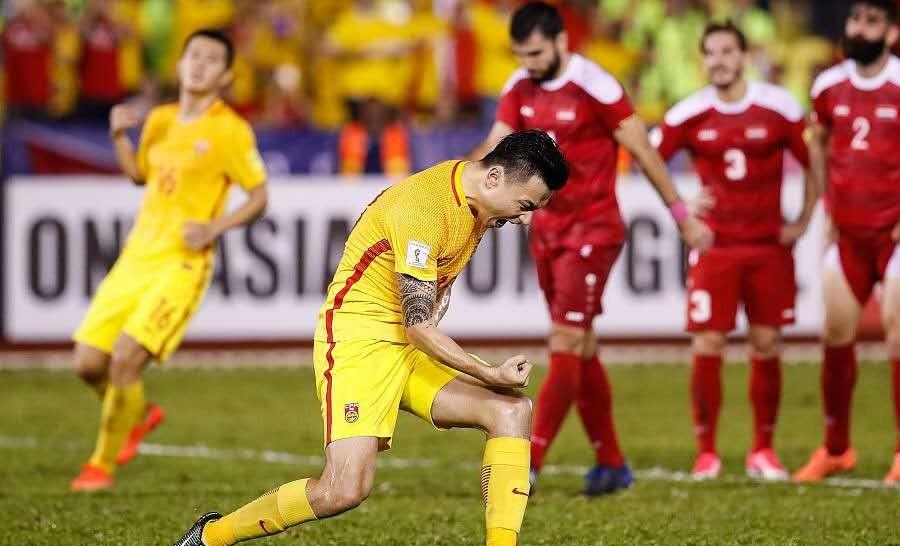 国足vs叙利亚顾超,2016国足对战叙利亚顾超失误