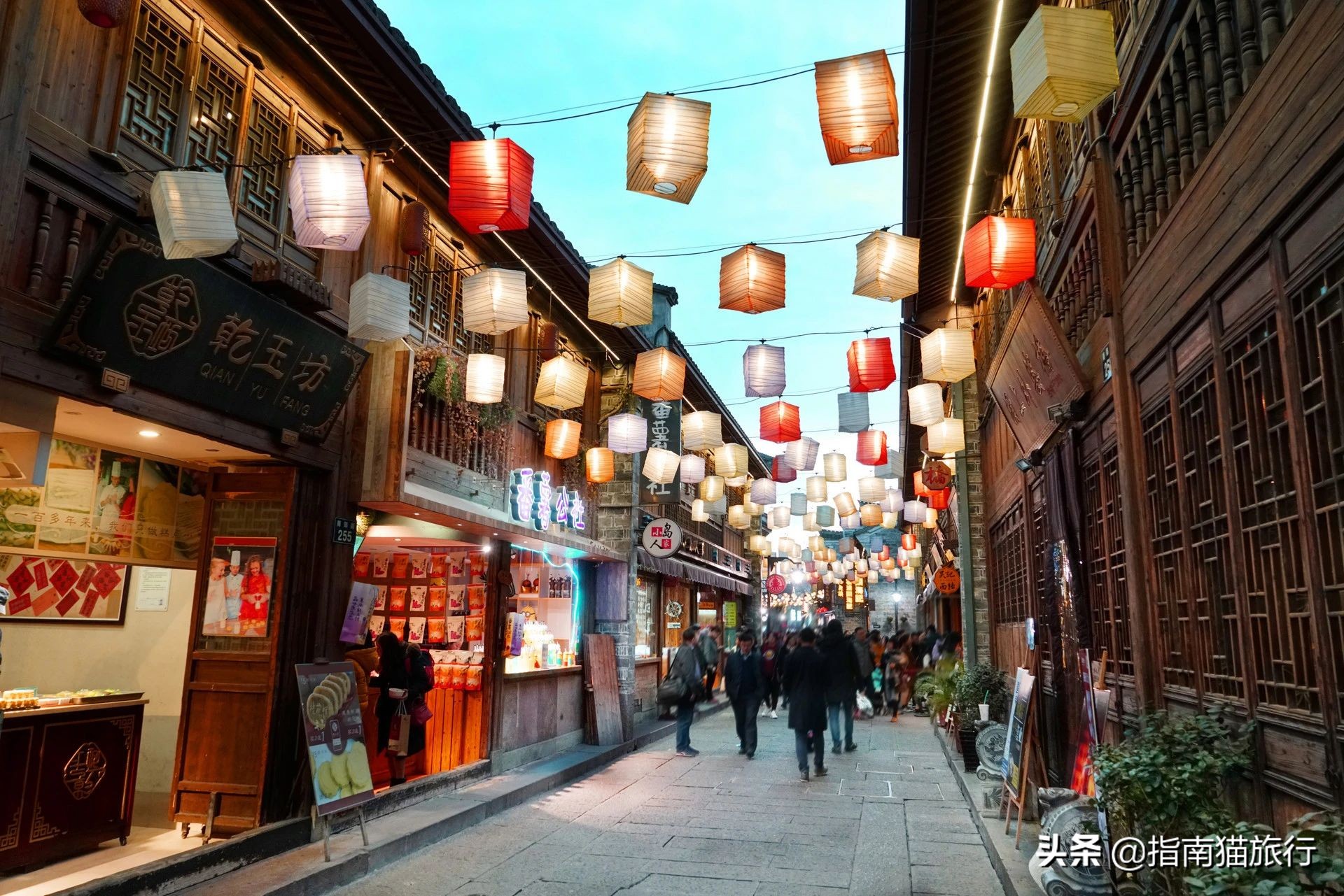 夏天去哪个海边吃海鲜最合适,适合吃货去的海边城市