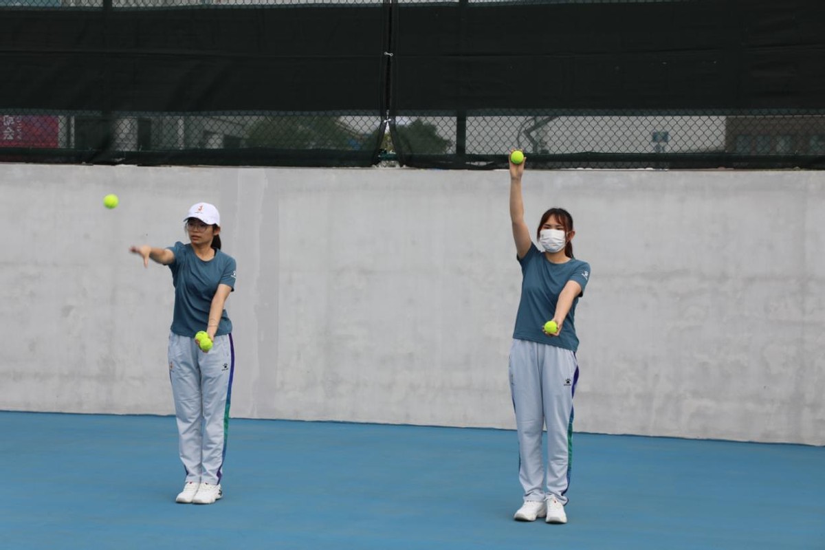 运动会精灵开幕式,运动会开幕式精灵