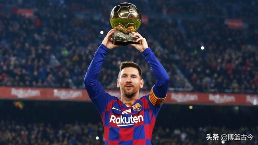 足坛公认5大球王,马拉多纳评价梅西c罗谁更强