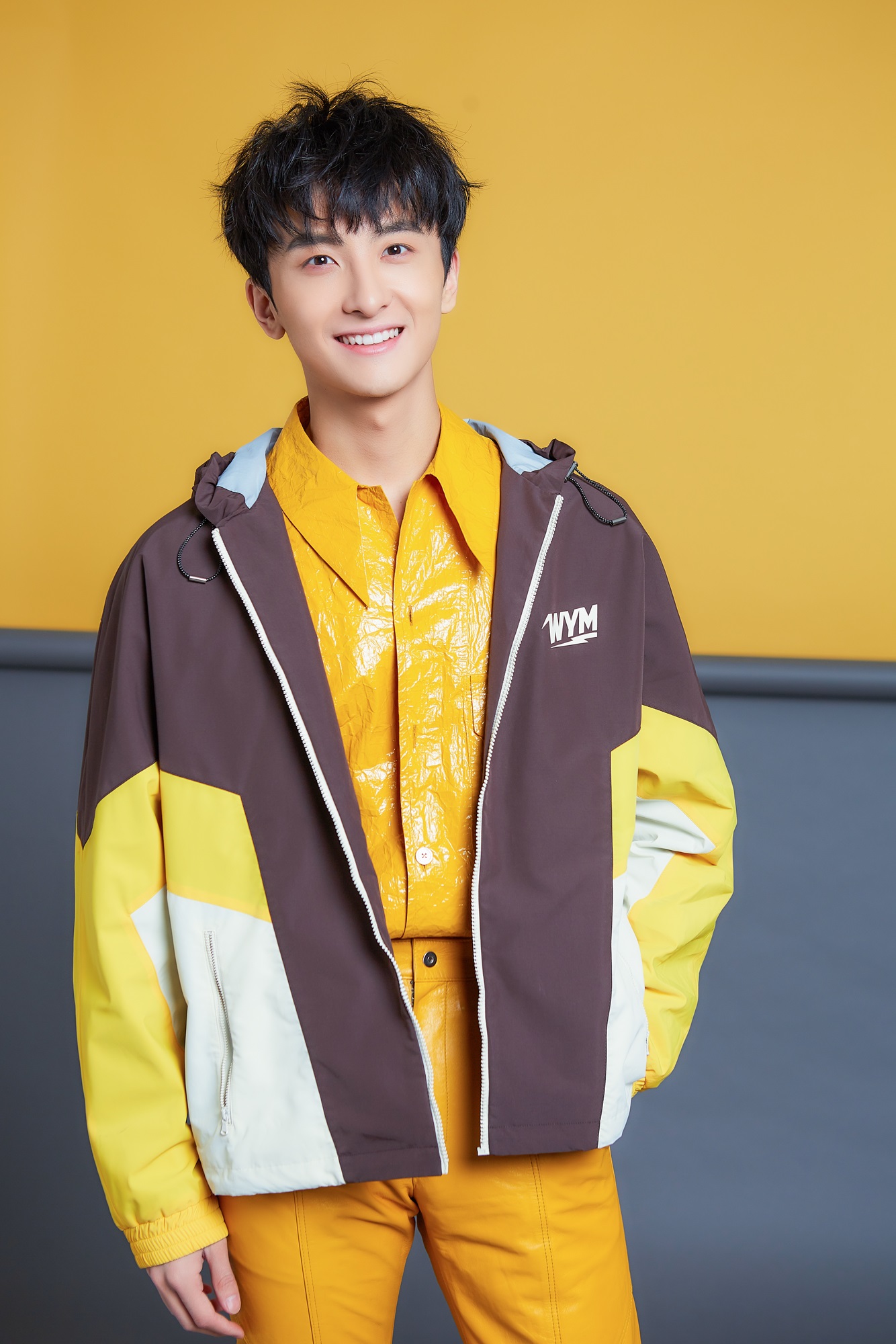 牛骏峰超话视频,牛骏峰个人资料及简介