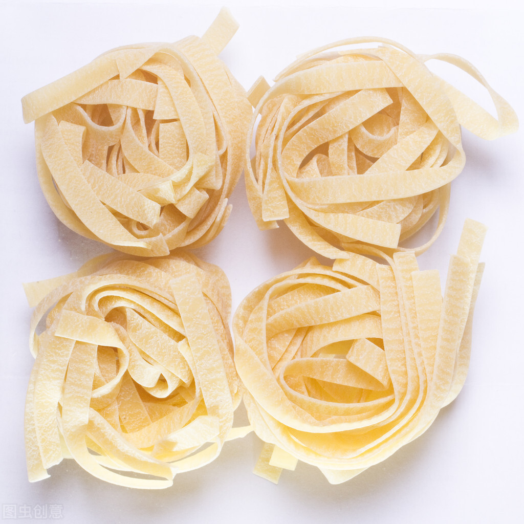 燕窝晚上炖好放着隔天早上吃好吗,燕窝每天吃还是隔天吃最好