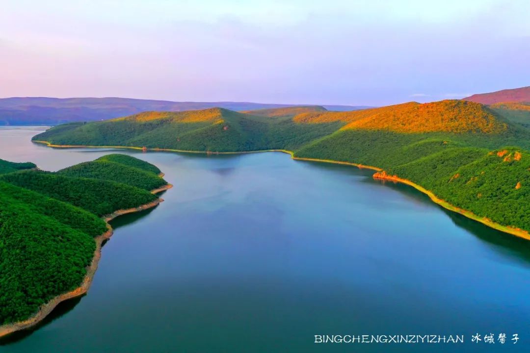 镜泊湖是堰塞湖吗,高山熔岩堰塞湖镜泊湖