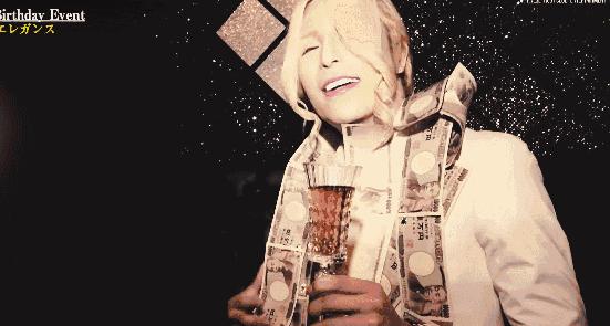 日本第一男公关罗兰一年收入,日本第一男公关罗兰身价