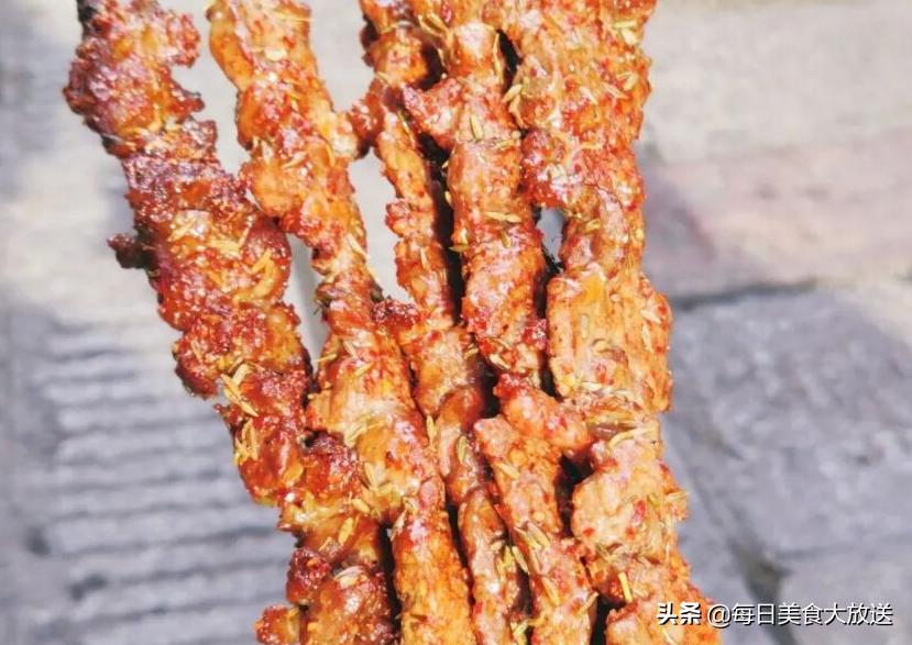 长沙牛肉串排行第几位了,长沙河西牛肉串人气排名第一