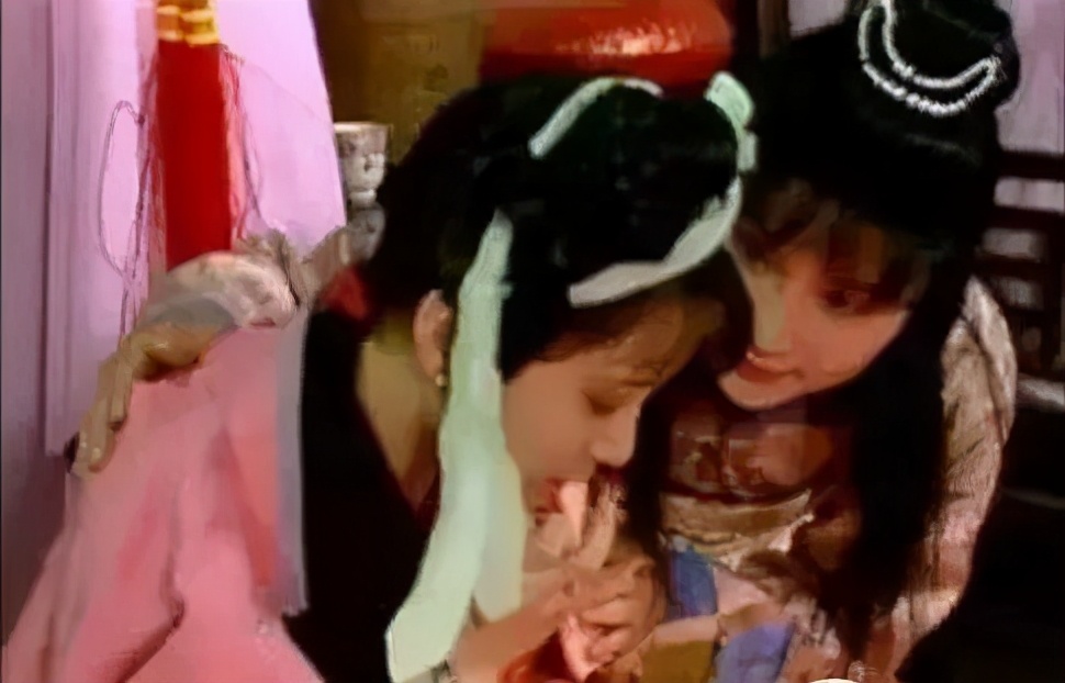 最贵的鼻烟壶价格 (十大最昂贵鼻烟壶排行)