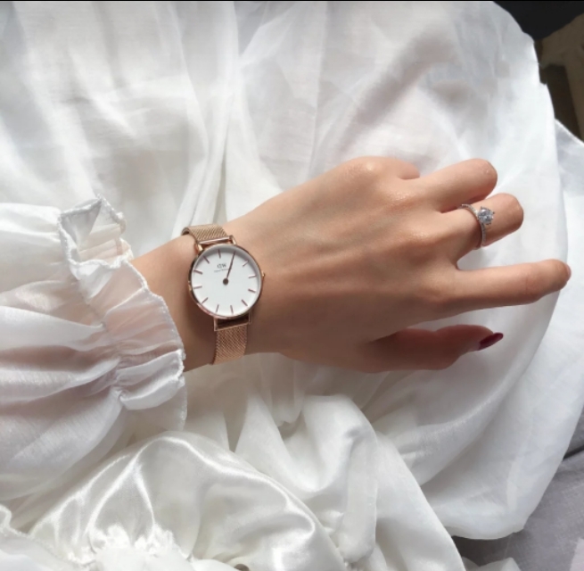 每个女生都应该有这样一块手表,女人一定要拥有一块好的手表