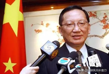 撞死我们英雄的人一直炫耀，在美国官运财运亨通！