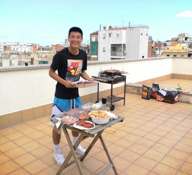 梅西的地位超过c罗,梅西的足坛地位