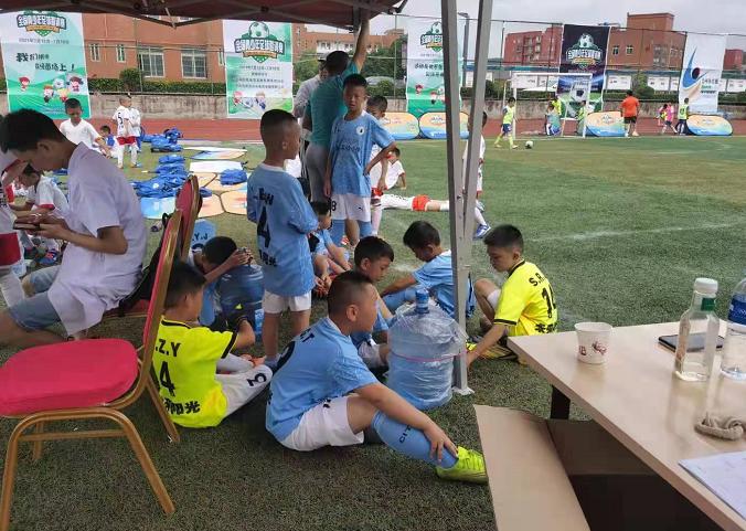 欧洲杯烽烟再起,欧洲杯战火重燃cgtn