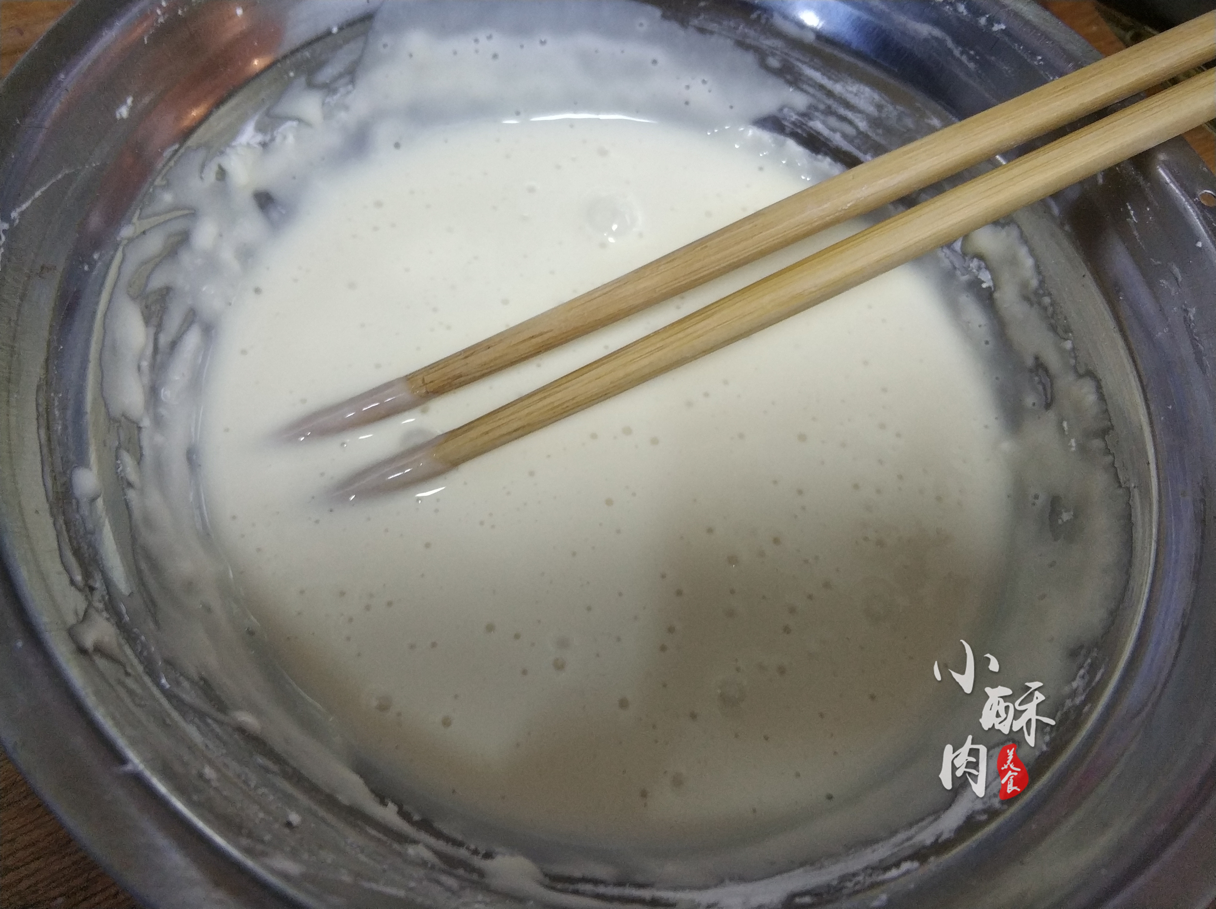 糖醋里脊不用炒糖色吗,糖醋里脊不用鸡蛋调糊