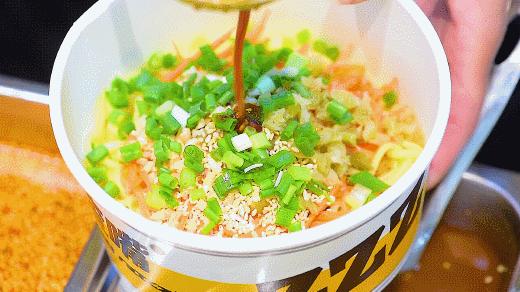 全球疯抢的网红小吃都来徐州苏宁负一层了！100元能吃掉一半