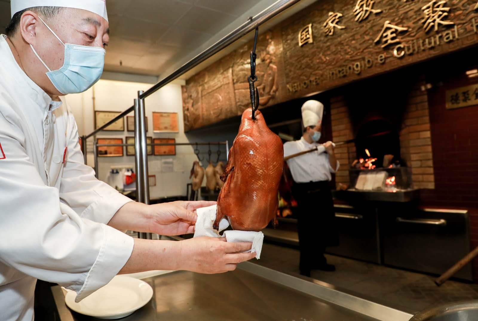 全聚德形象鸭,全聚德烤鸭要的就是这么精致