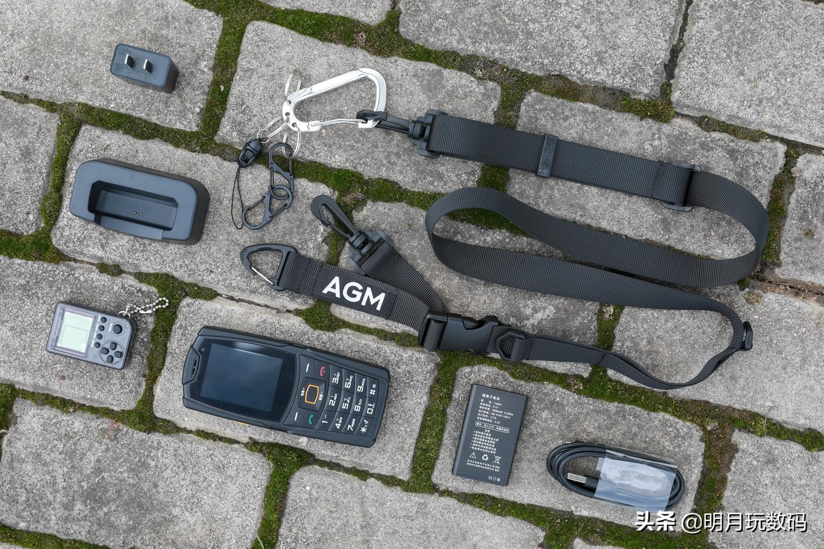 能扫码聊微信的功能机,可以聊微信刷抖音打电话的手机