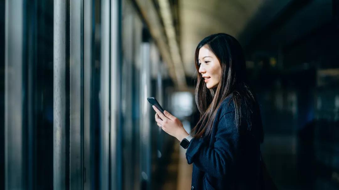 知乎网友这几张PPT表格页,我直接给它美颜开到满级!网友:牛批