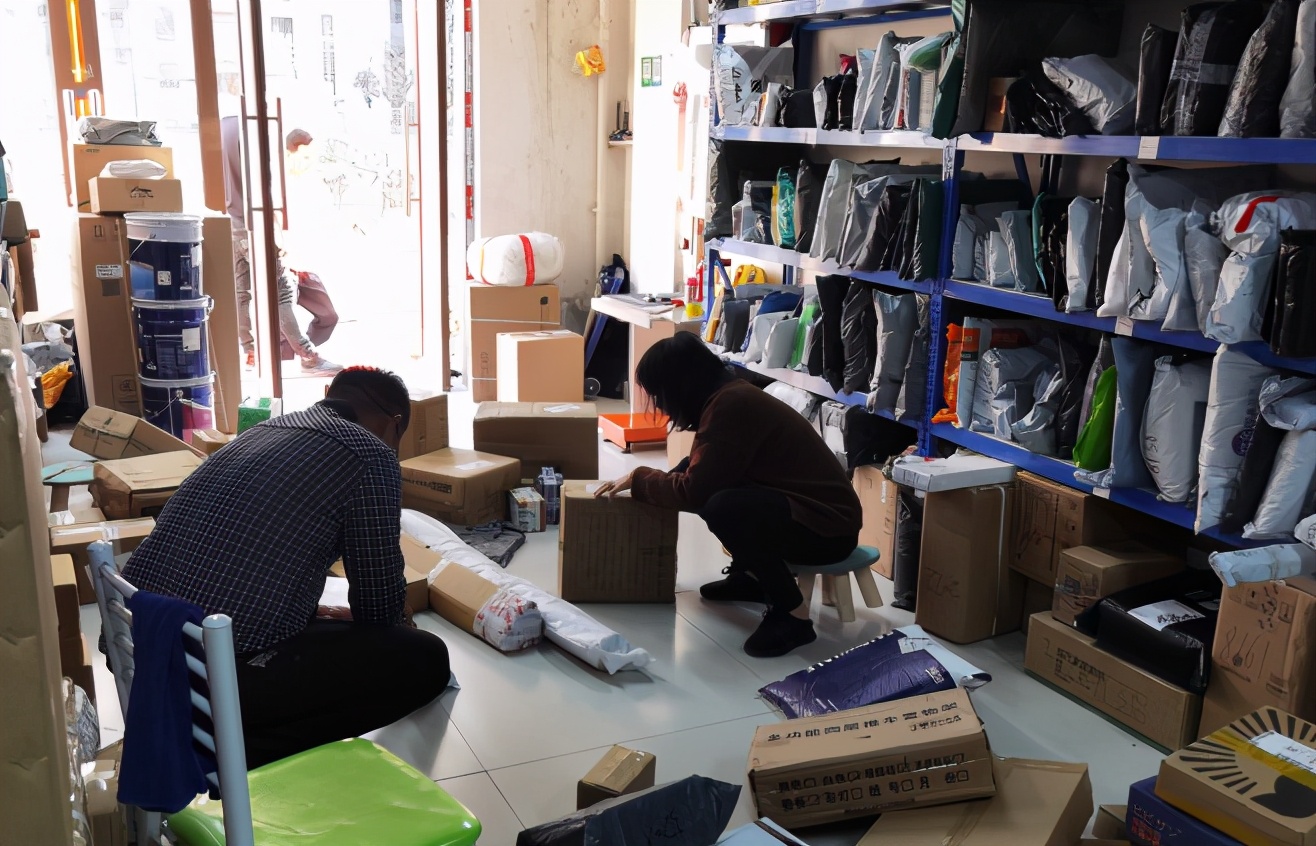 开个快递驿站一年能挣100万吗,开快递驿站到底挣钱吗