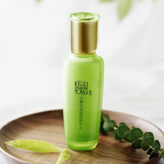 能掐出水的脸蛋,水蜜桃女孩怎么捏