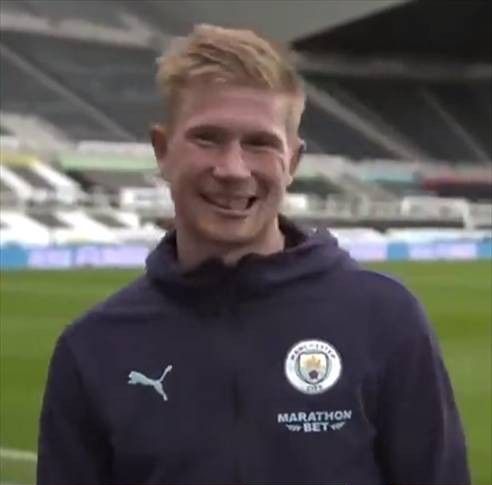 29岁世界第一中场,29岁的足球男孩生日快乐