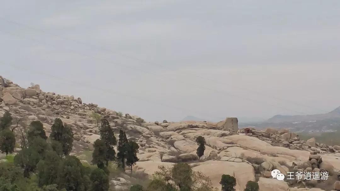 邹城峄山石头怎么形成的,峄山的石头是怎么形成