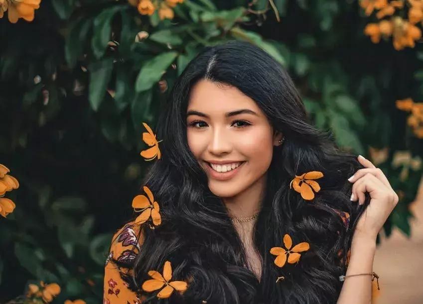 如何让眼睛变得明亮有神,怎样把眼睛练得明亮有神