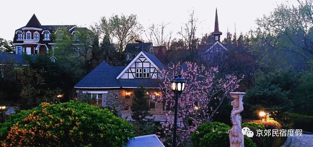 丝绸之路滑雪场民宿推荐,滑雪温泉民宿推荐