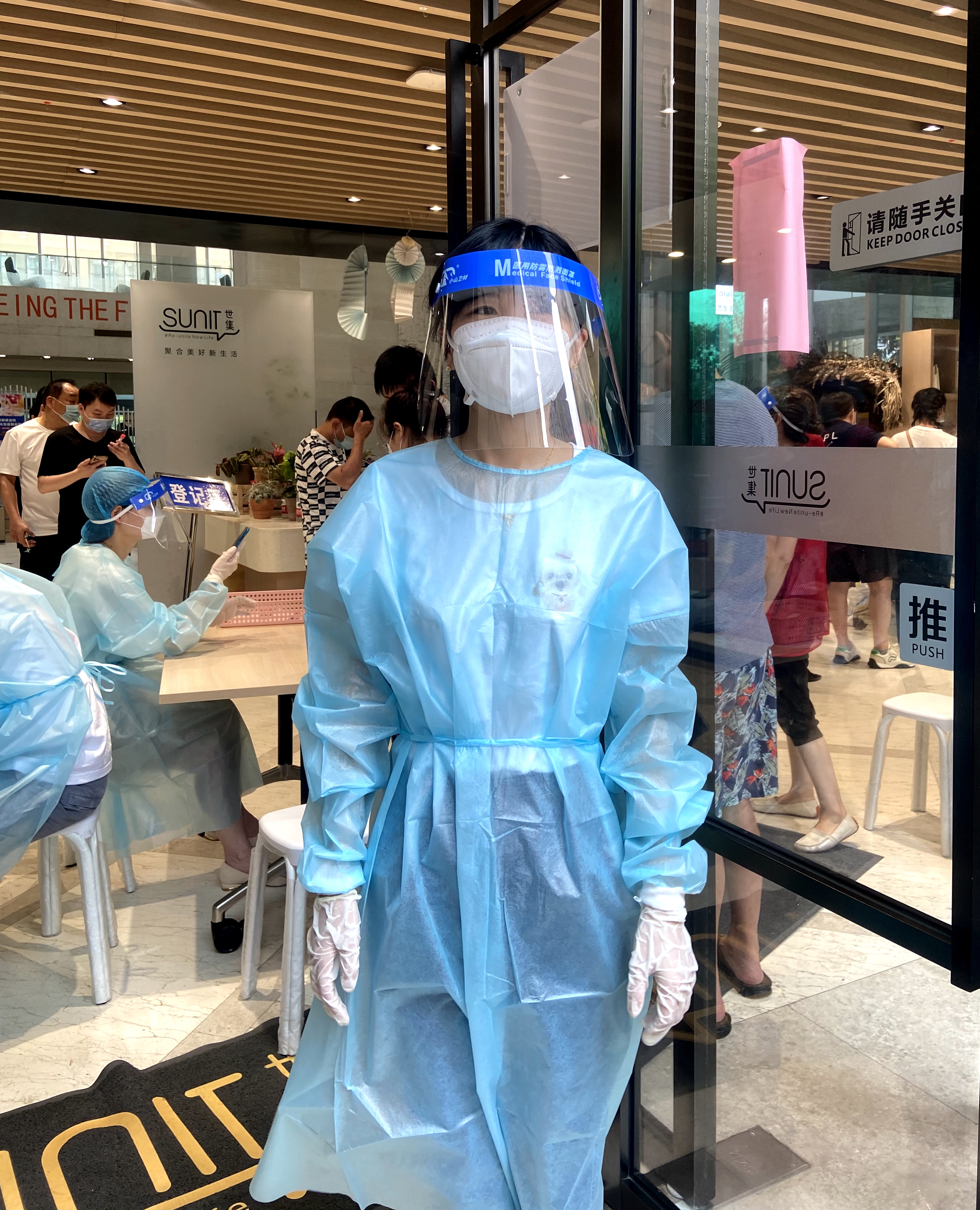 区街新闻｜70多幅照片记录世茂滨江社区辖内志愿者，南京感谢你们