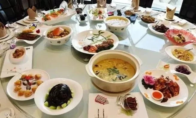 美食新天地6周年|满500送200，感恩有你，甜蜜相赠