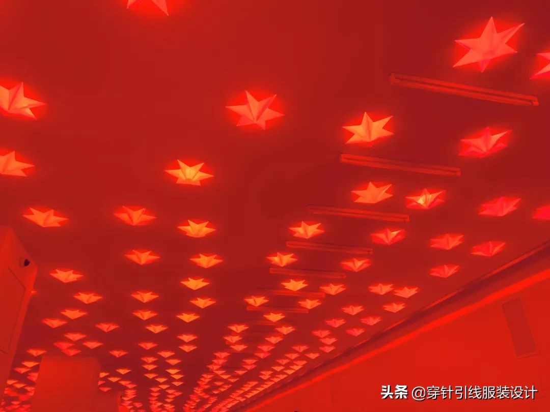 肖战gucci造型,肖战参加gucci全新系列时装秀