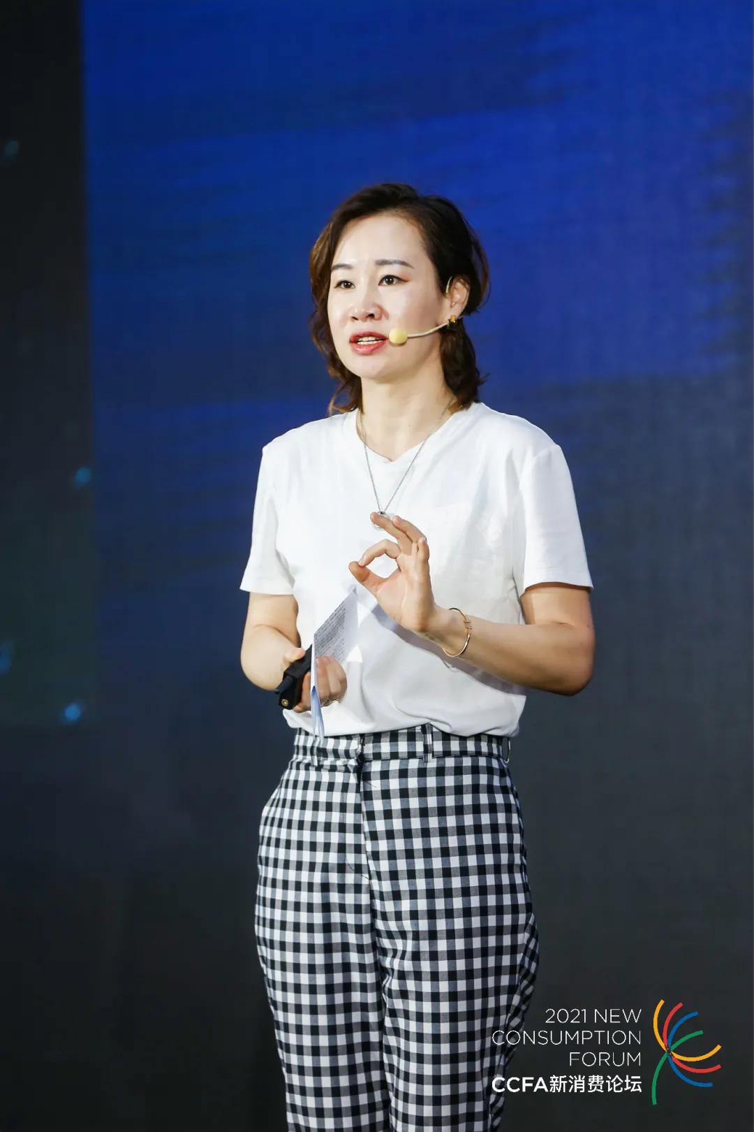 统一润滑油亮相中国特许加盟大会,发布itongyi数字化平台4.0版本