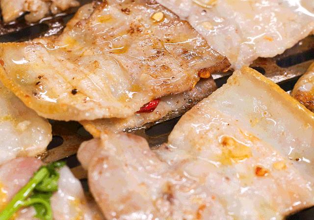 称霸绵阳5年的「西昌火盆烧烤」，菜品丰富敞开吃