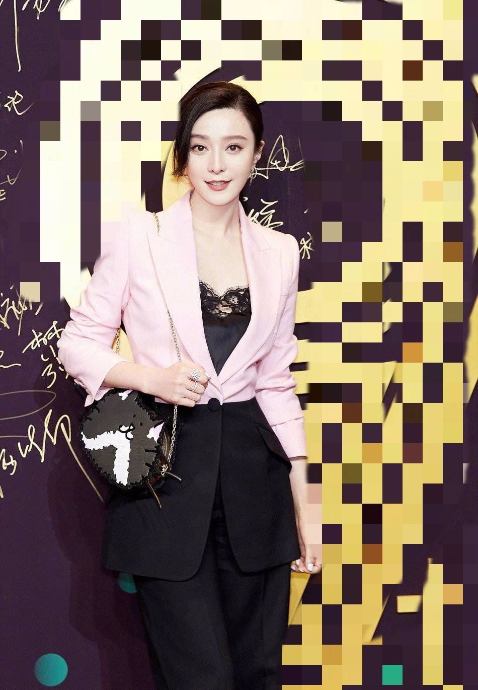 最新范冰冰机场穿搭工装裤,范冰冰加厚西裤