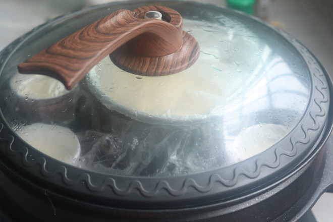 没有烤箱家庭版最简单生日蛋糕,没有烤箱做生日蛋糕的简单做法