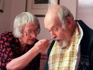 吃饭噎是食道癌的前兆吗,吃饭食道噎得慌