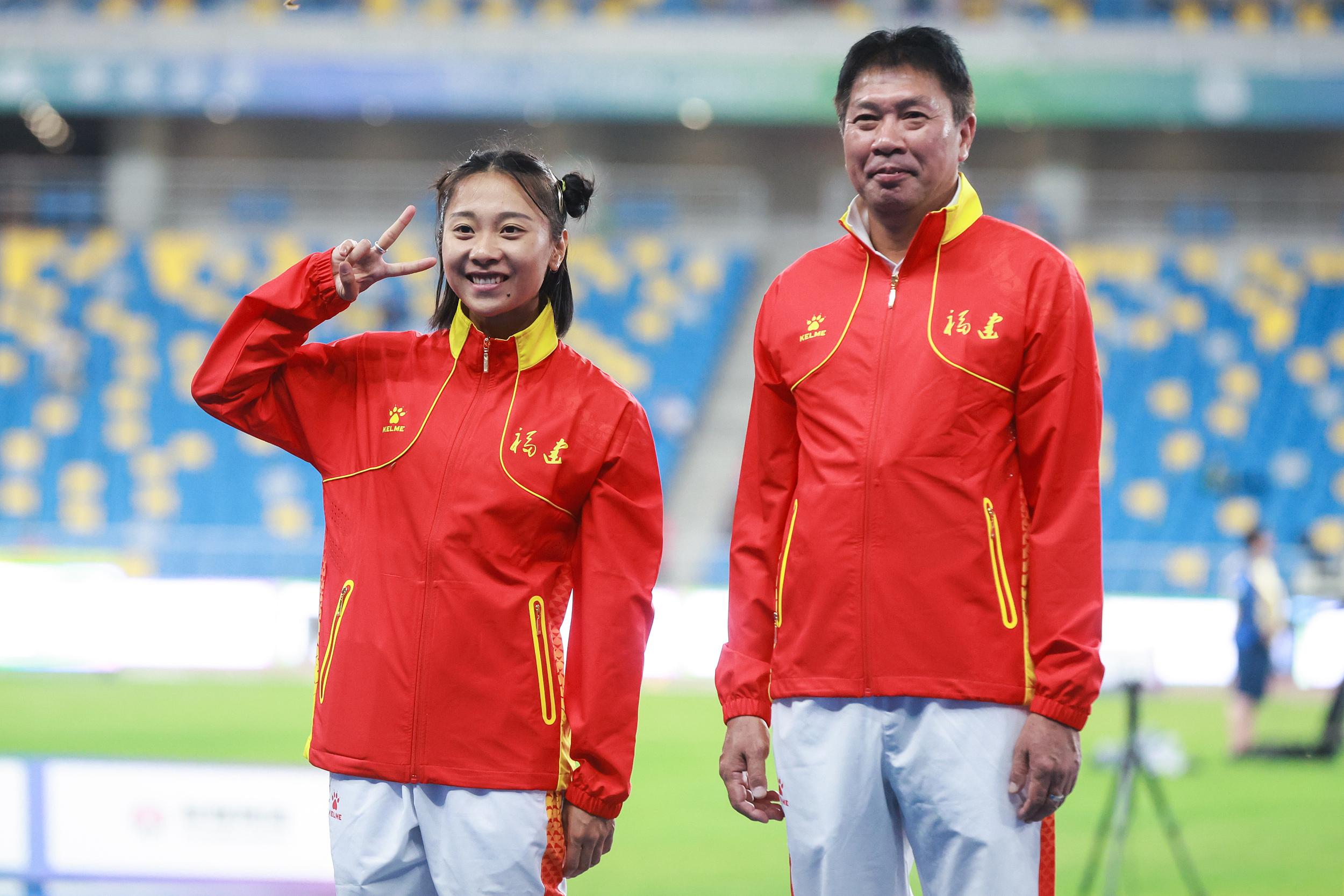 苏炳添国家队短袖田径服,苏炳添奥运装备