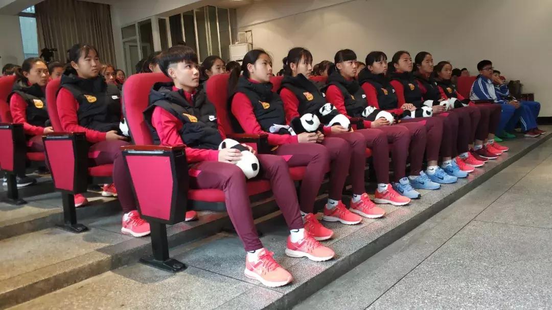 女足共建项目落户成都,29位国家队运动员将在双流读三年书