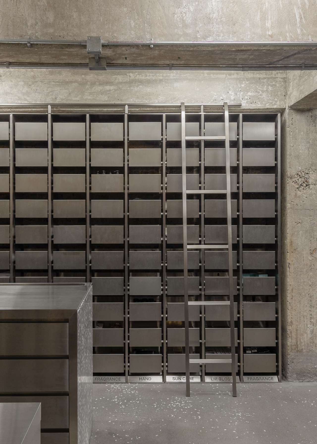 香港化妆品店面设计,大牌化妆品门店设计