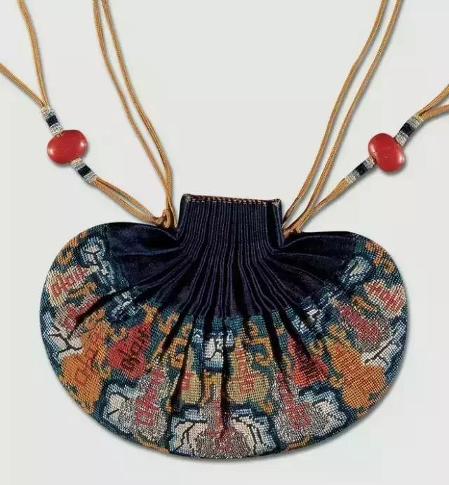 古代男女定情信物用哪种玉佩,古代男女定情信物都有哪些