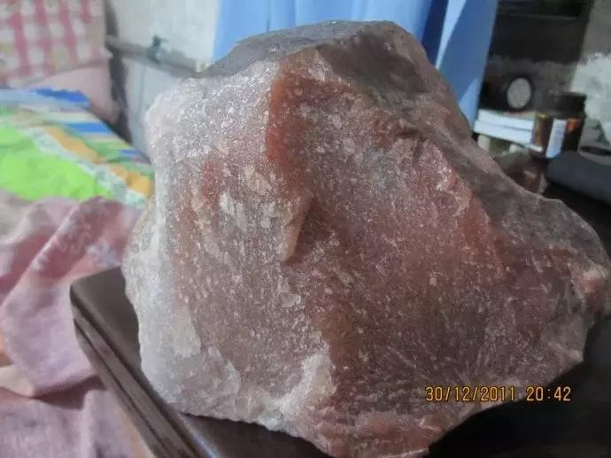 和田玉简单辨别真假方法,和田玉真假辨别最简单方法