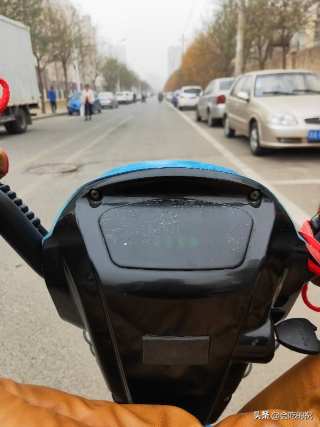 一天的日落黄昏,一天的早晨和一生的早餐