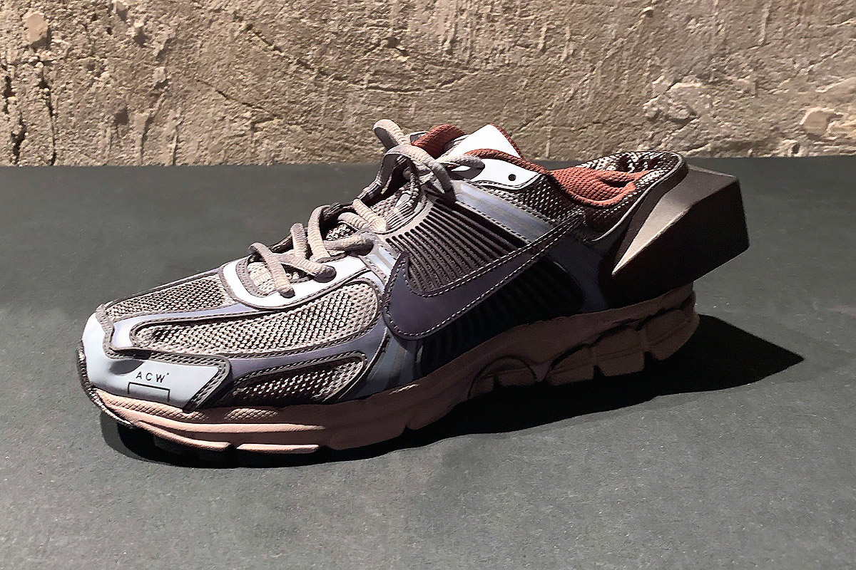 今年李宁新出的鞋中国风,李宁2021春夏巴黎时装周秀款鞋