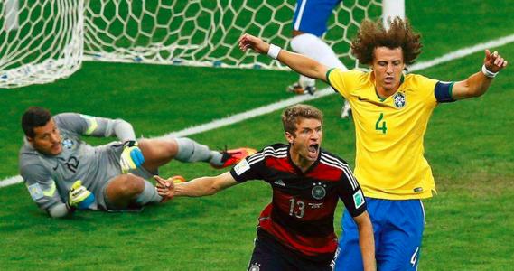 五星巴西最耻辱一战：家门口被灌七球，没被剃光头是靠对手放水？