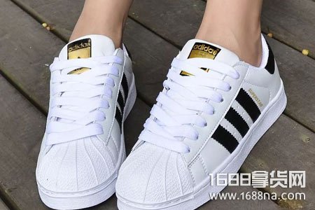 阿迪达斯贝壳头怎么辨别真假阿迪达斯贝壳头怎么清洗