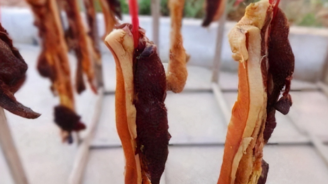 腌腊肉不要只加盐,纯盐腌腊肉的正确方法